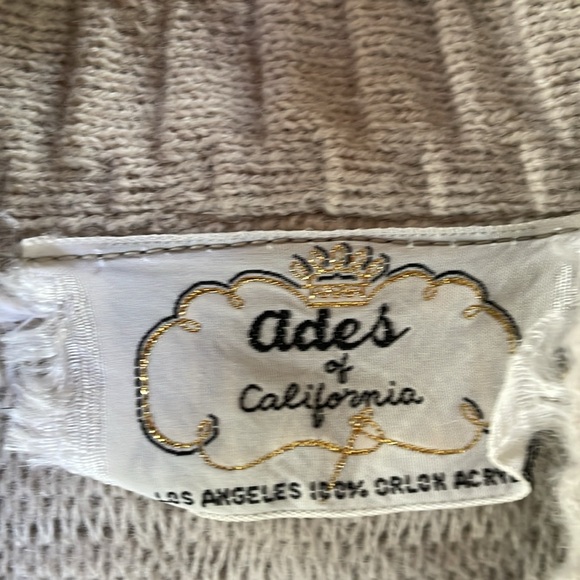 Ades of California 1970s Vintage Sweater no size but fit as like a Medium. - Picture 3 of 6